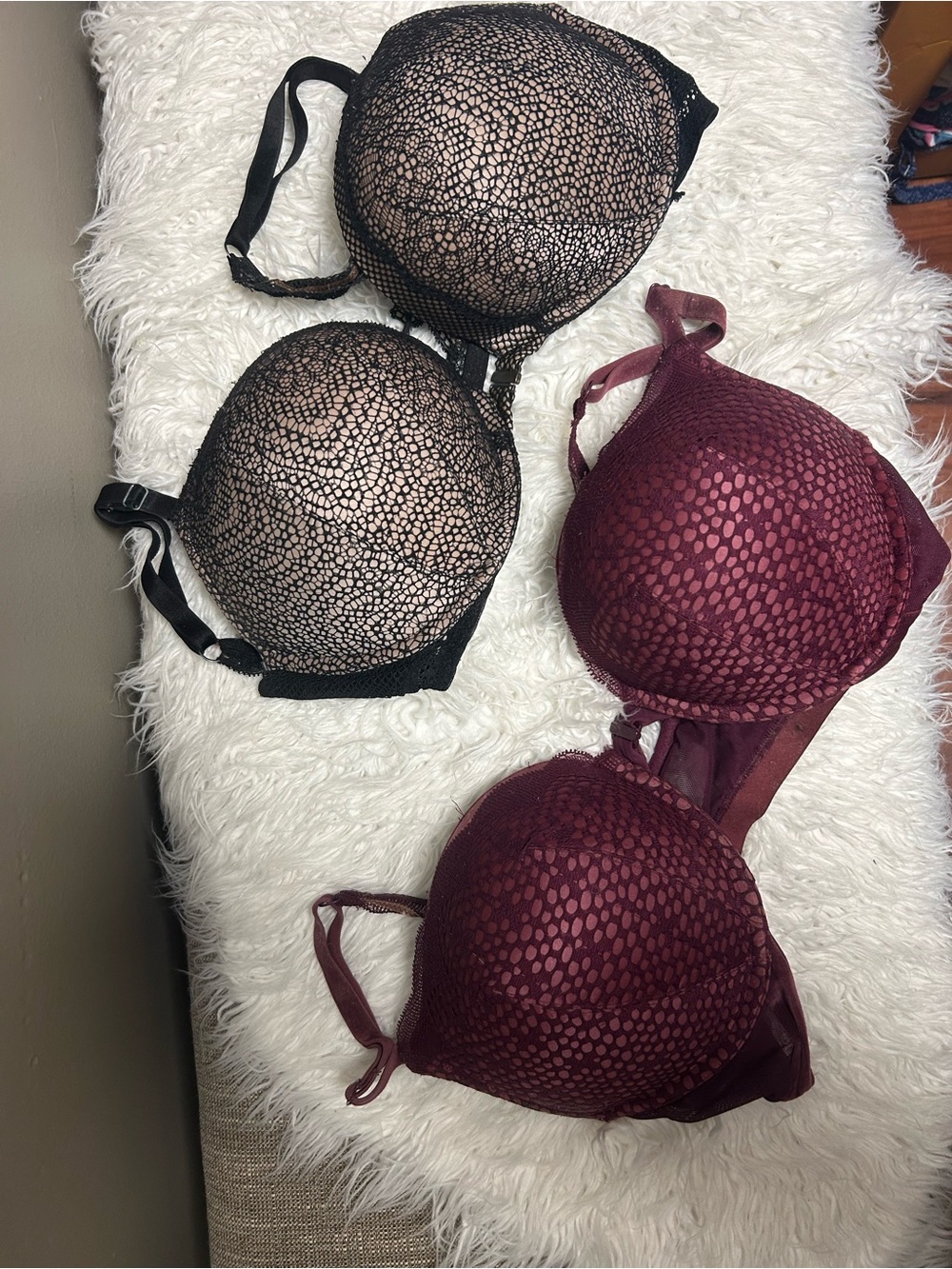 38C Secret Lace Overlay Bombshell push-up Bras - Black & Burgundy bundle